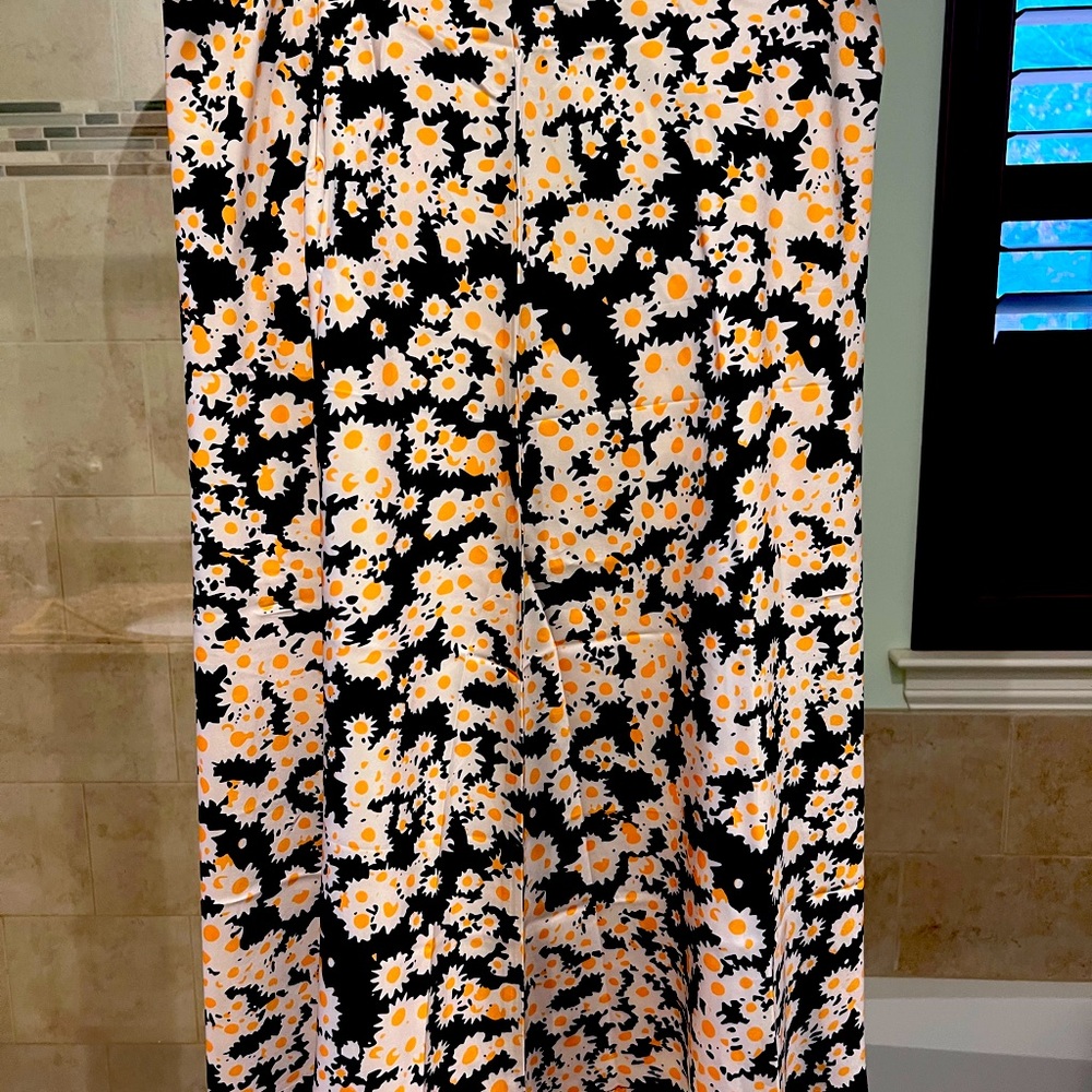 Floral skirt, size XL